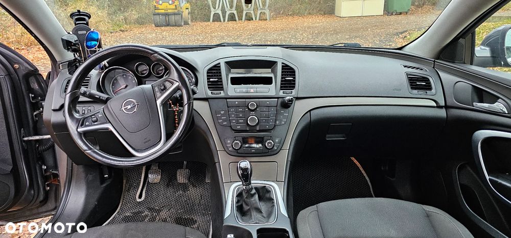 Opel Insignia - 9