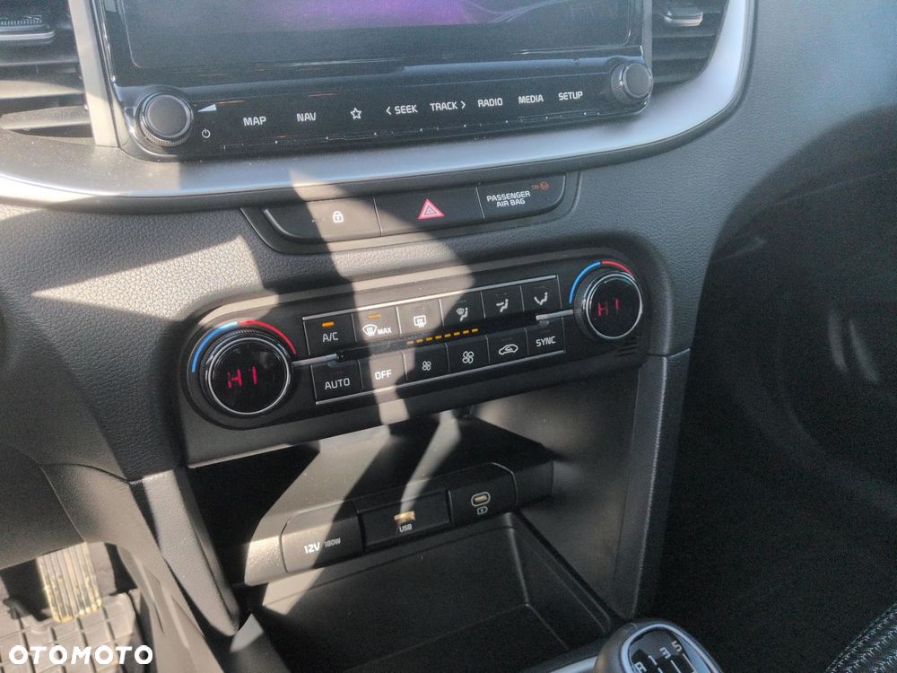 Kia Ceed 1.5 T-GDI M - 14