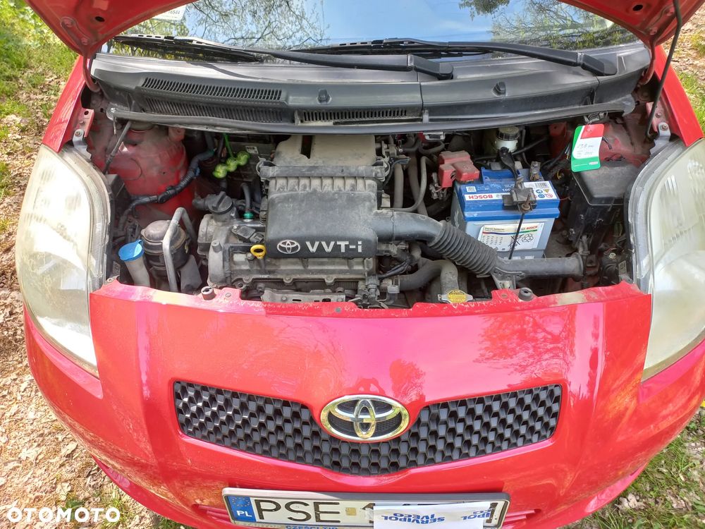 Toyota Yaris 1.3 Sol - 6