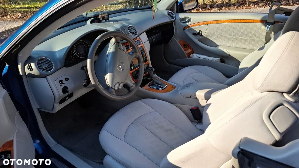 Mercedes-Benz CLK - 29