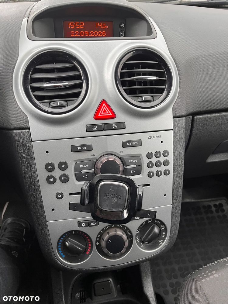 Opel Corsa - 12