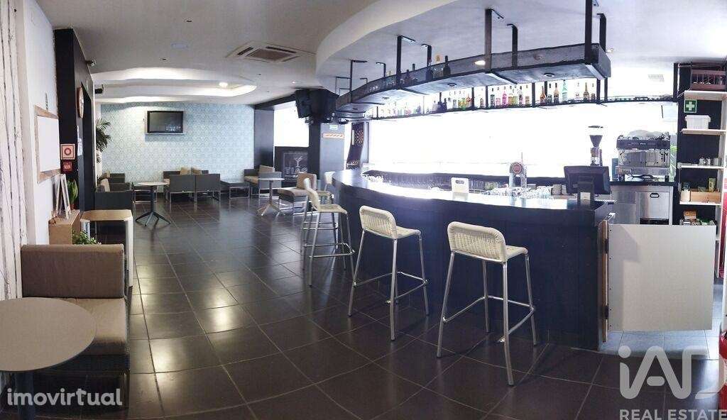 Café / snack-bar em Valença, Cristelo Covo e Arão de 125,00 m2 - Grande imagem: 2/5