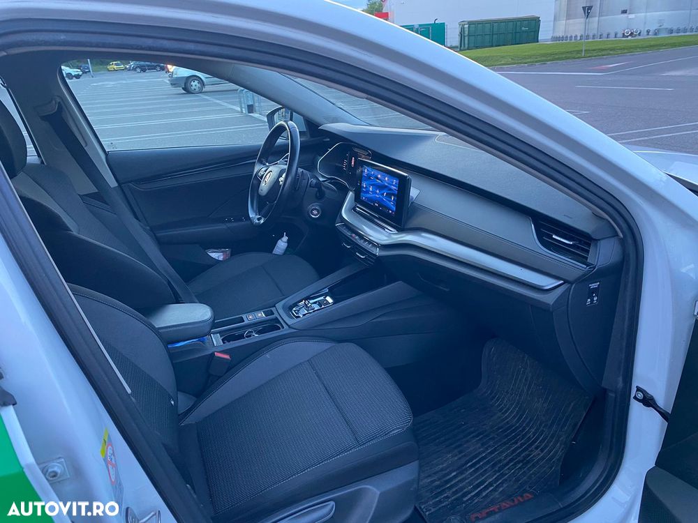 Skoda Octavia 2.0 TDI DSG Tour - 13