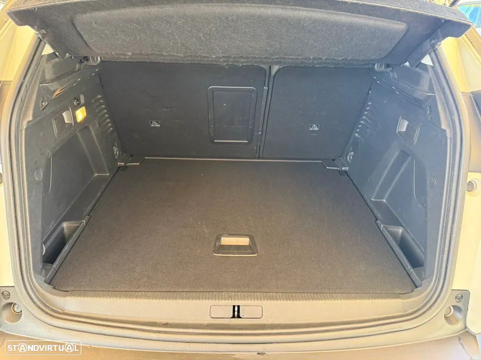 Peugeot 3008 1.6 BlueHDi Allure EAT6 J18 - 14