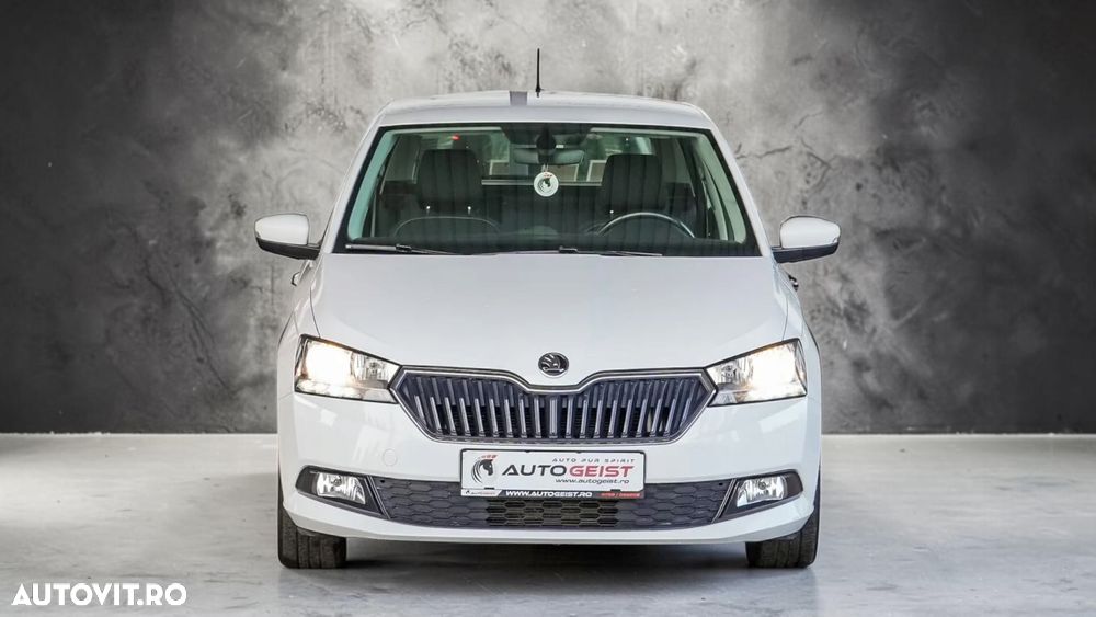 Skoda Fabia - 4