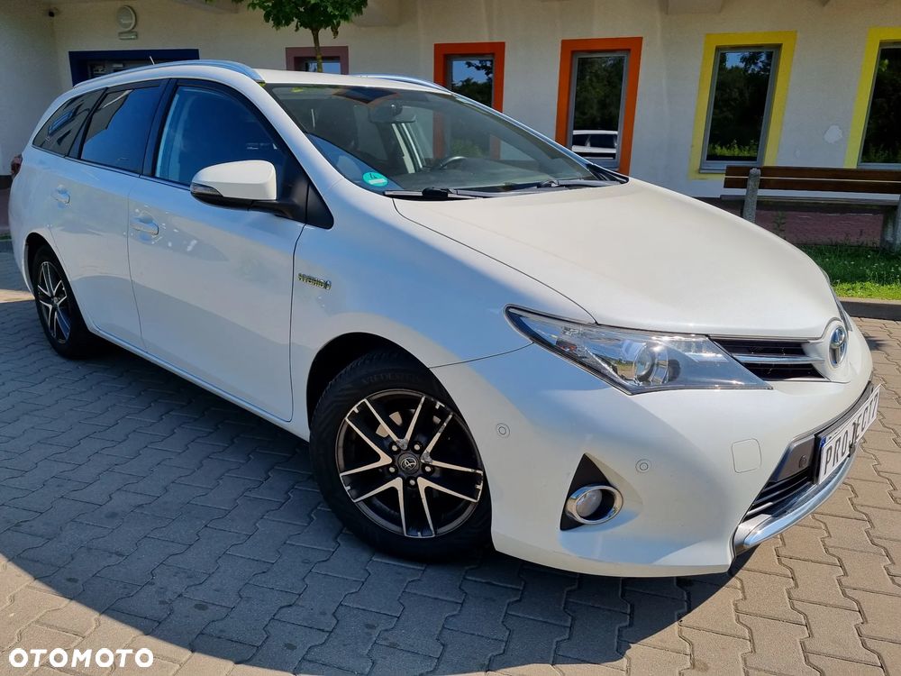 Toyota Auris 1.8 Life - 28