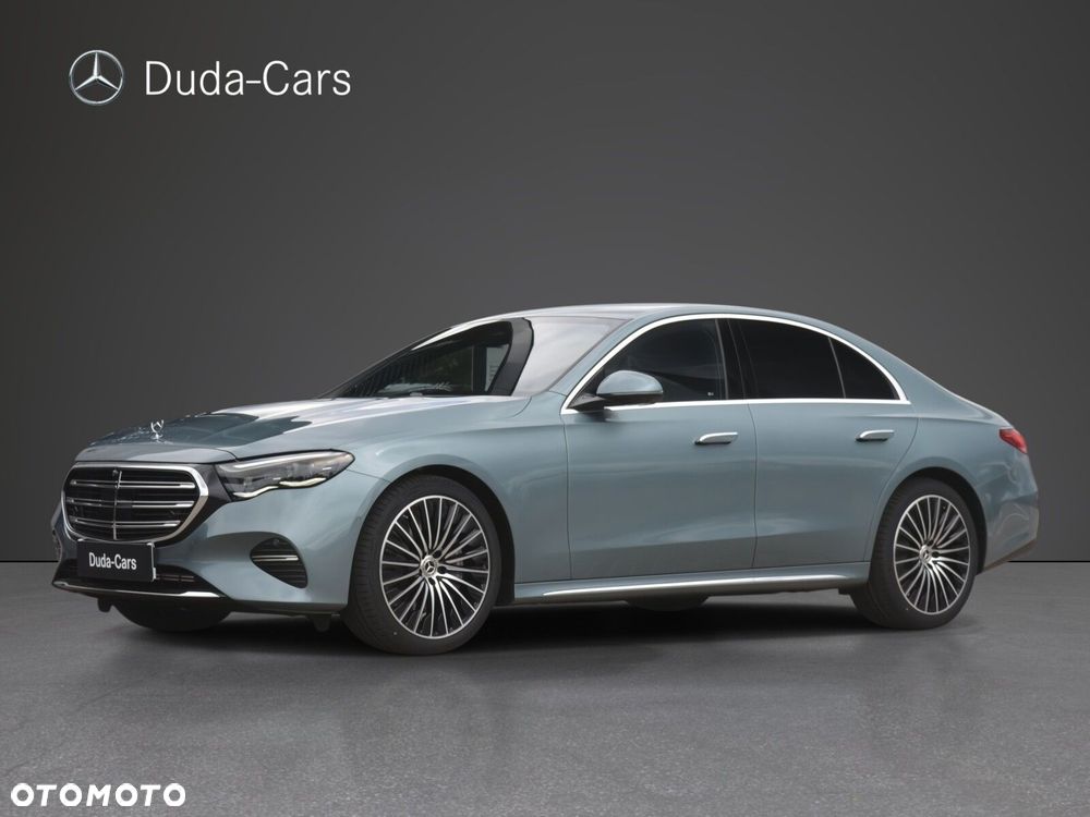 Mercedes-Benz Klasa E 200 mHEV 4-Matic Exclusive 9G-Tronic - 2