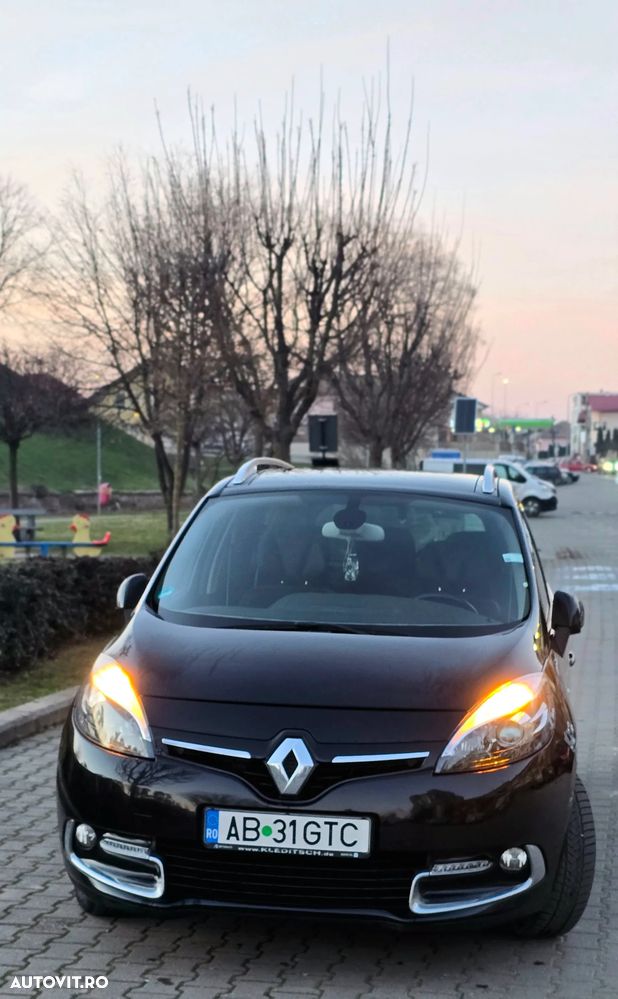Renault Scenic Xmod 1.6 dCi Privilege - 8