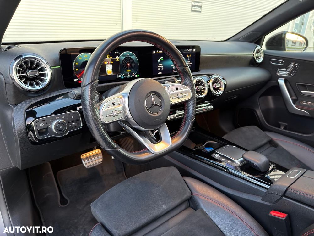Mercedes-Benz A 200 d 8G-DCT AMG Line Advanced Plus - 16