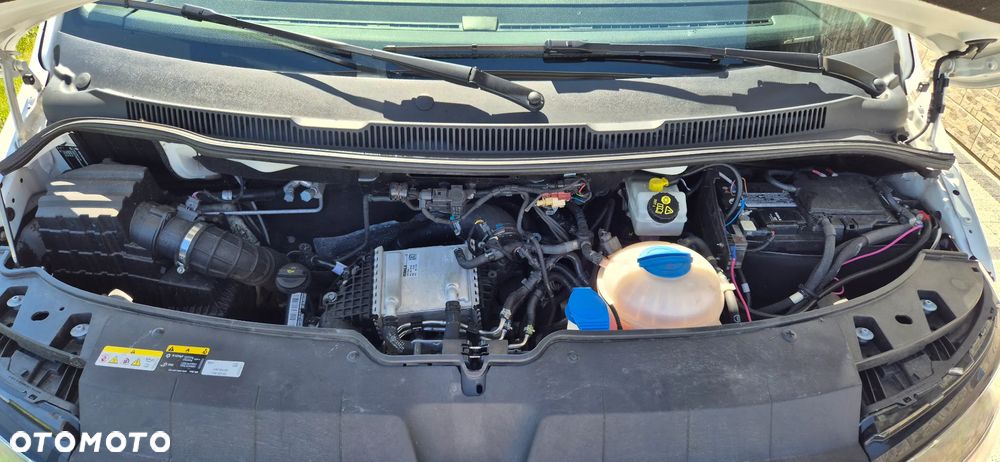 Volkswagen Transporter - 11