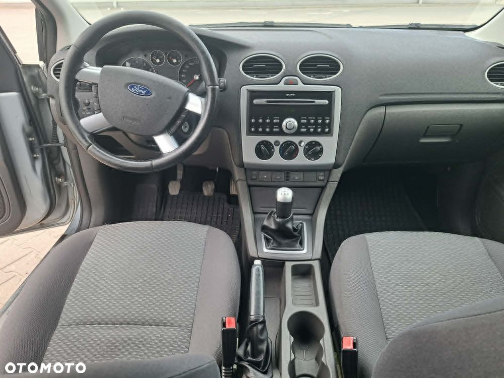 Ford Focus - 15