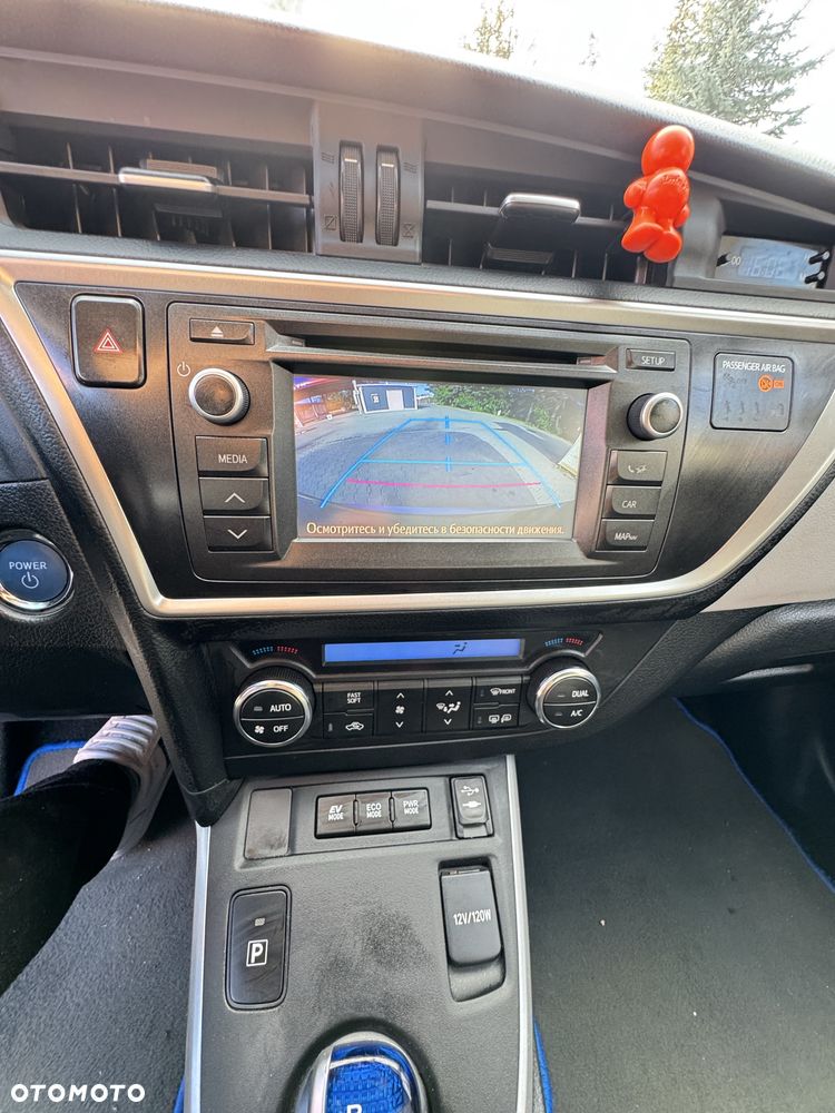 Toyota Auris - 8