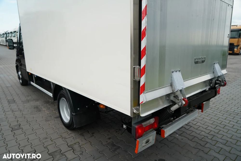 Iveco DAILY 35-150 / FRIGIDER / CAMION TRANSPORT XARIOS 350 / DHOLLANDIA LIFT - 750 KG / MANUAL / TWIN / EURO 6 - 18