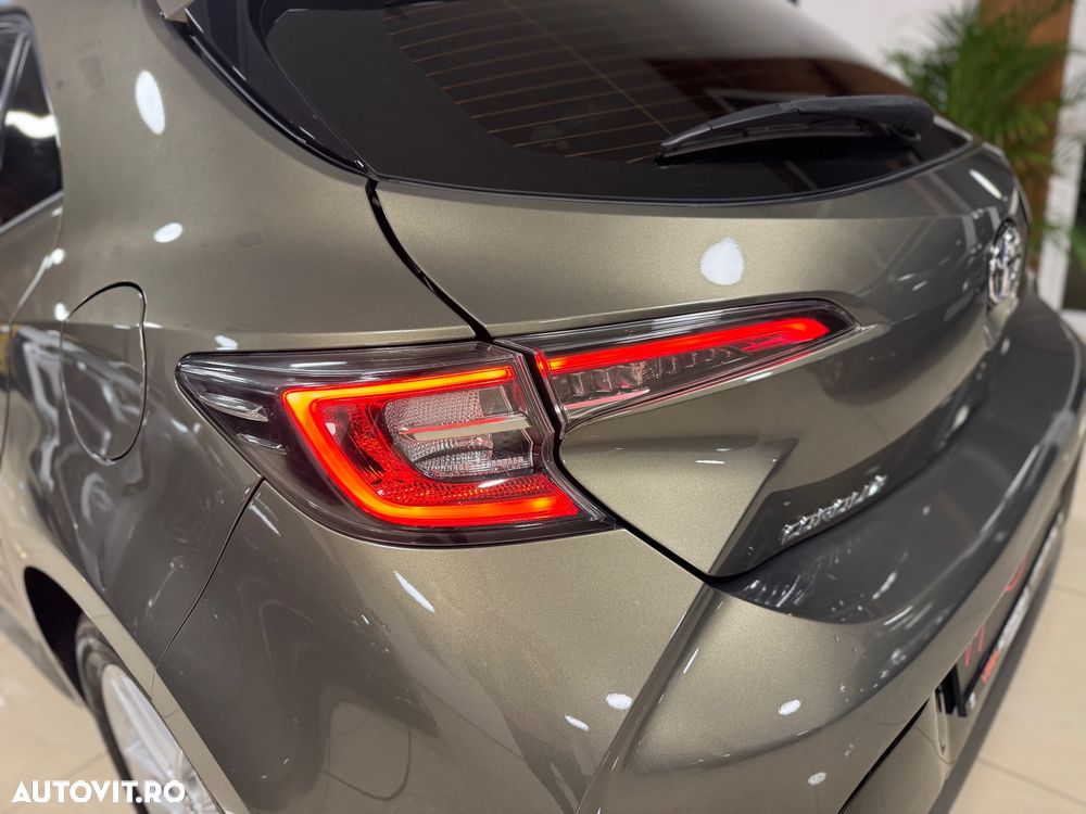 Toyota Corolla - 31