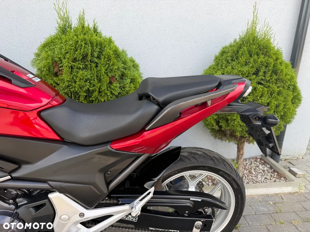 Honda NC - 33
