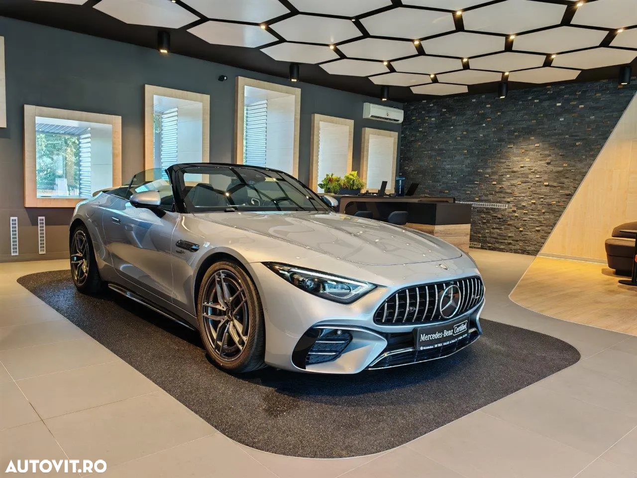 Mercedes-Benz SL AMG 43 MHEV - 18