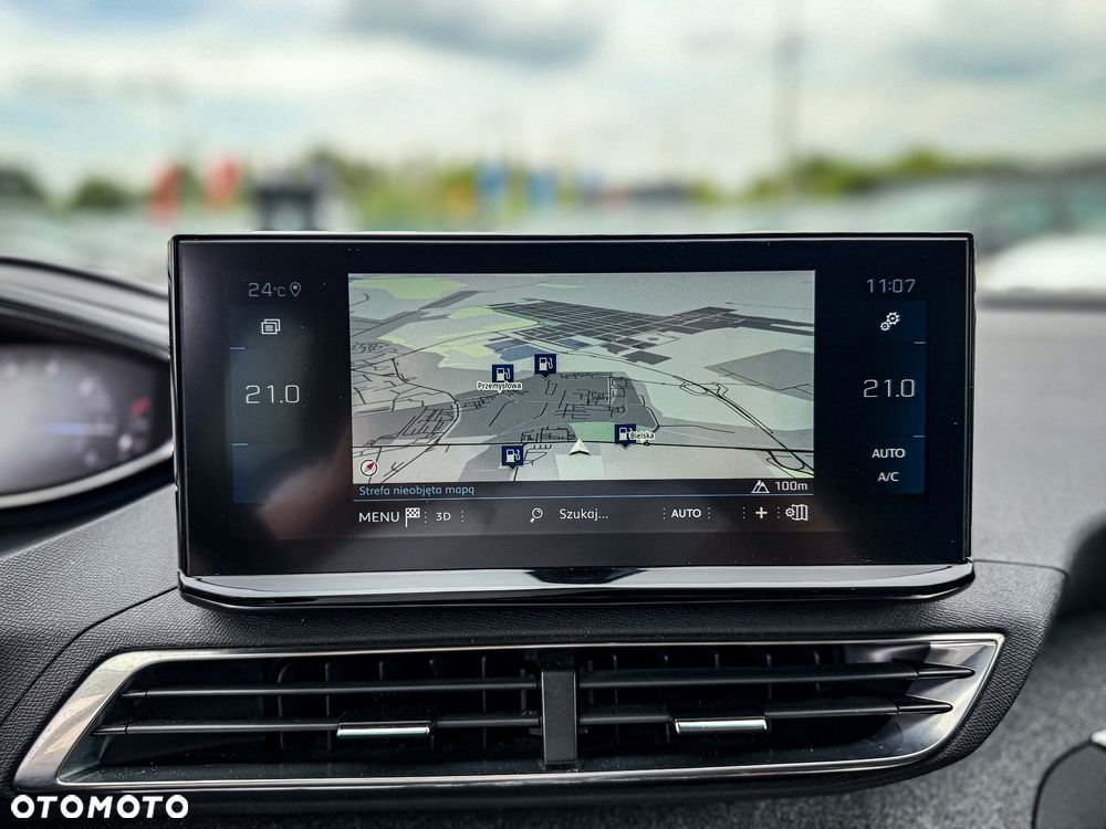 Peugeot 3008 BlueHDi 130 Stop & Start EAT8 Allure Business-Paket - 32
