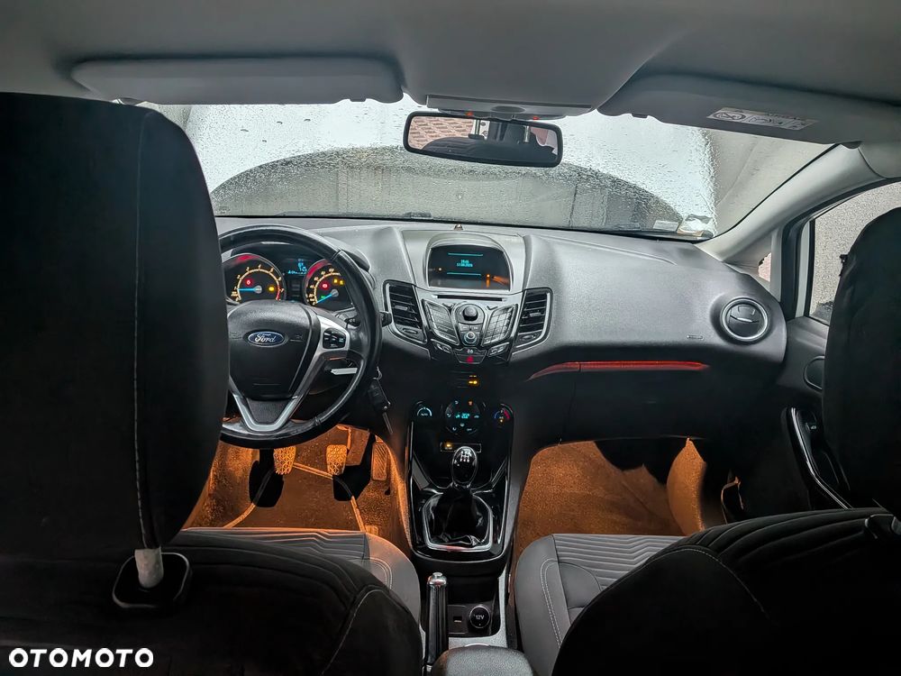 Ford Fiesta - 4