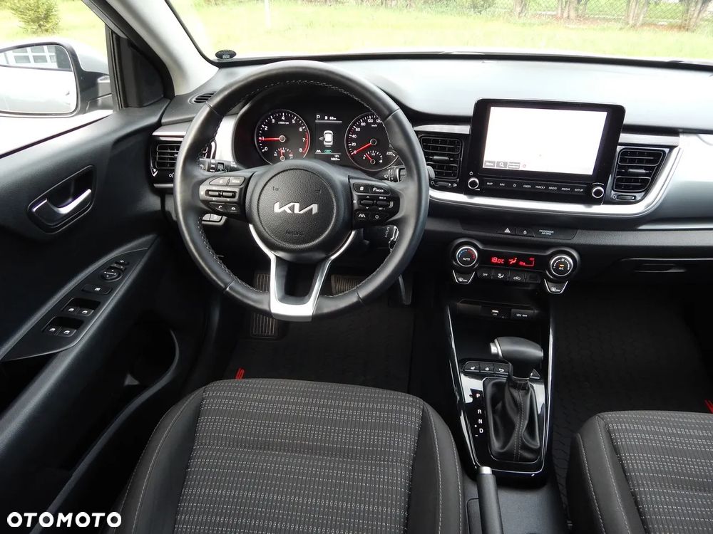Kia Stonic 1.0 T-GDI L DCT - 13