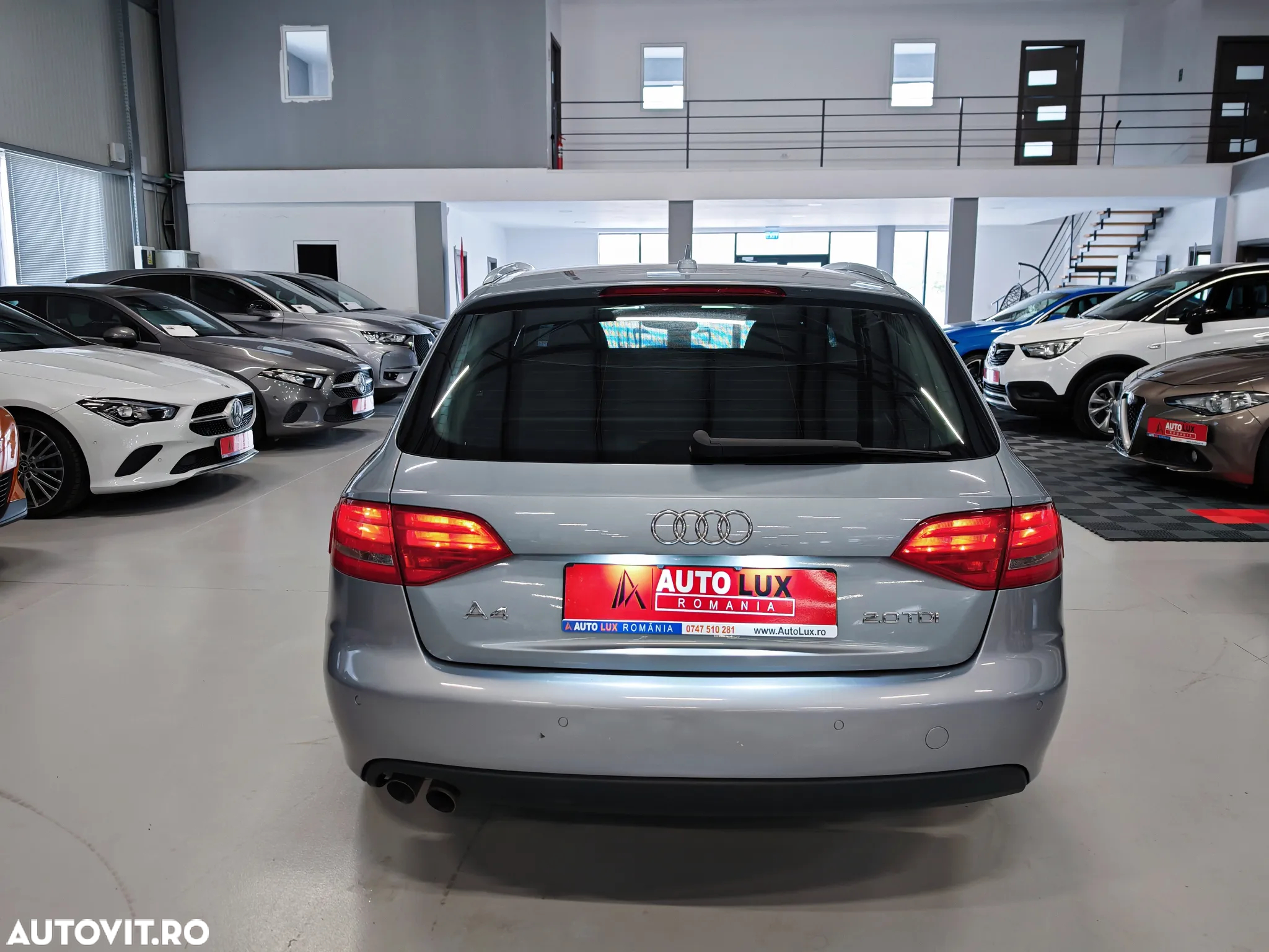 Audi A4 Avant 2.0 TDI DPF multitronic S line Sportpaket - 25