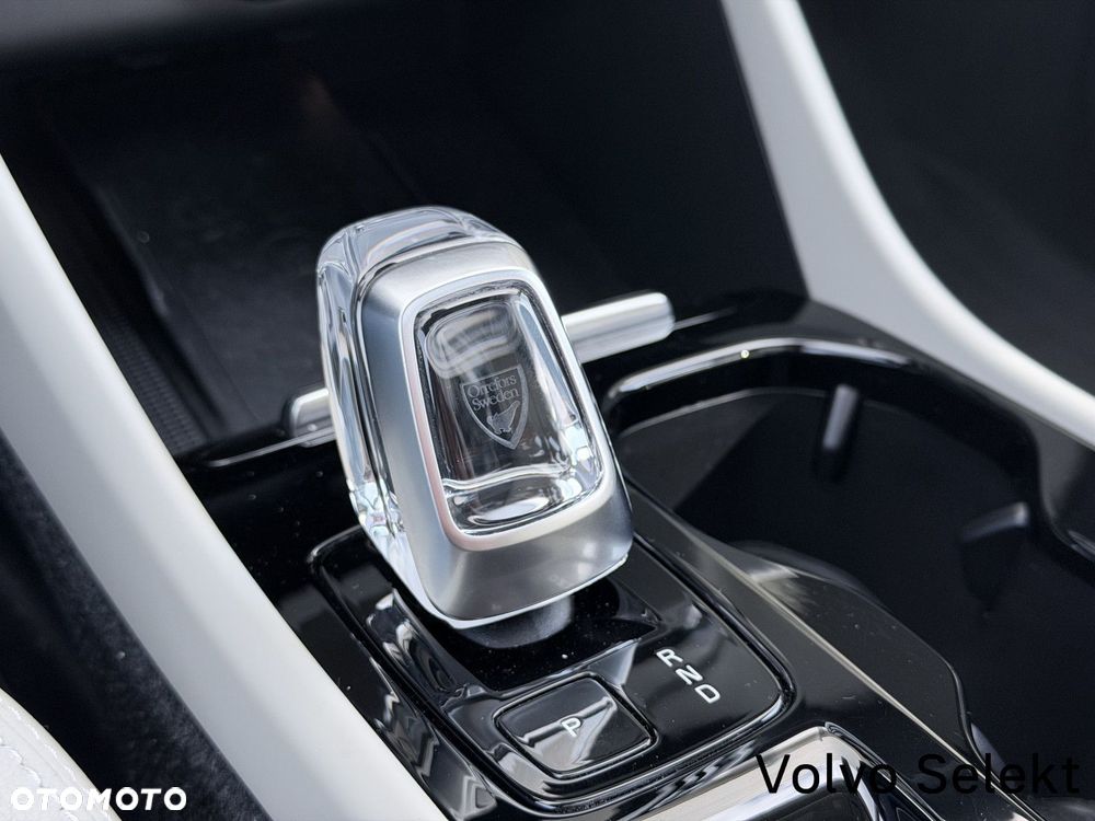 Volvo XC 40 - 24