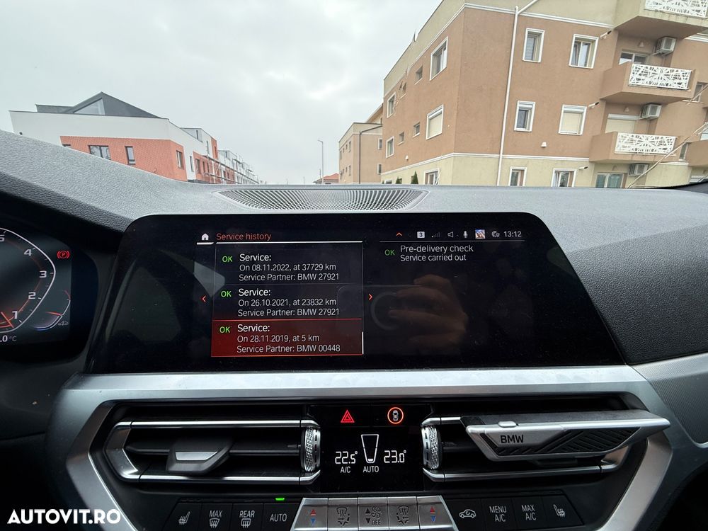 BMW Seria 3 330i xDrive Aut. M Sport - 15