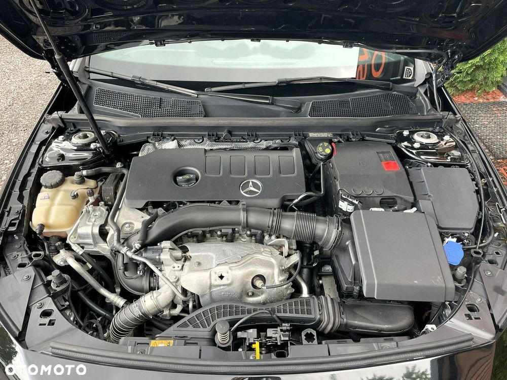 Mercedes-Benz Klasa A 220 AMG Line 7G-DCT - 38