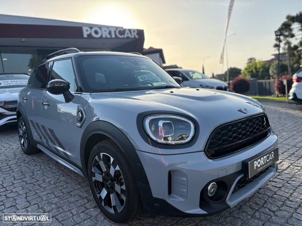 MINI Countryman Cooper SE Premium P. Untamed Edition Auto - 2