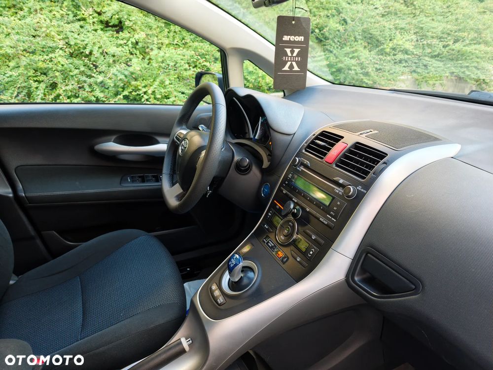Toyota Auris - 23