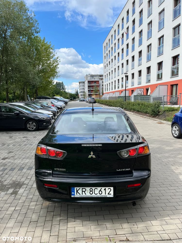 Mitsubishi Lancer 1.6 Invite - 8