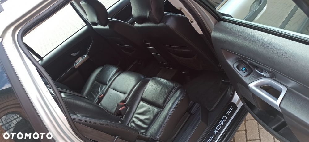 Volvo XC 90 - 6