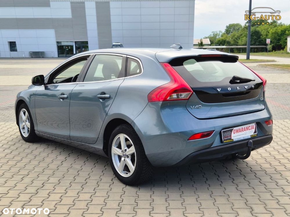 Volvo V40 - 9
