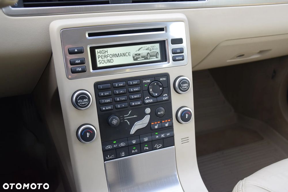 Volvo XC 70 D5 AWD Summum - 37