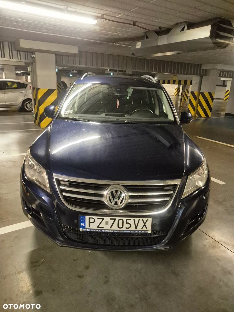 Volkswagen Tiguan - 11