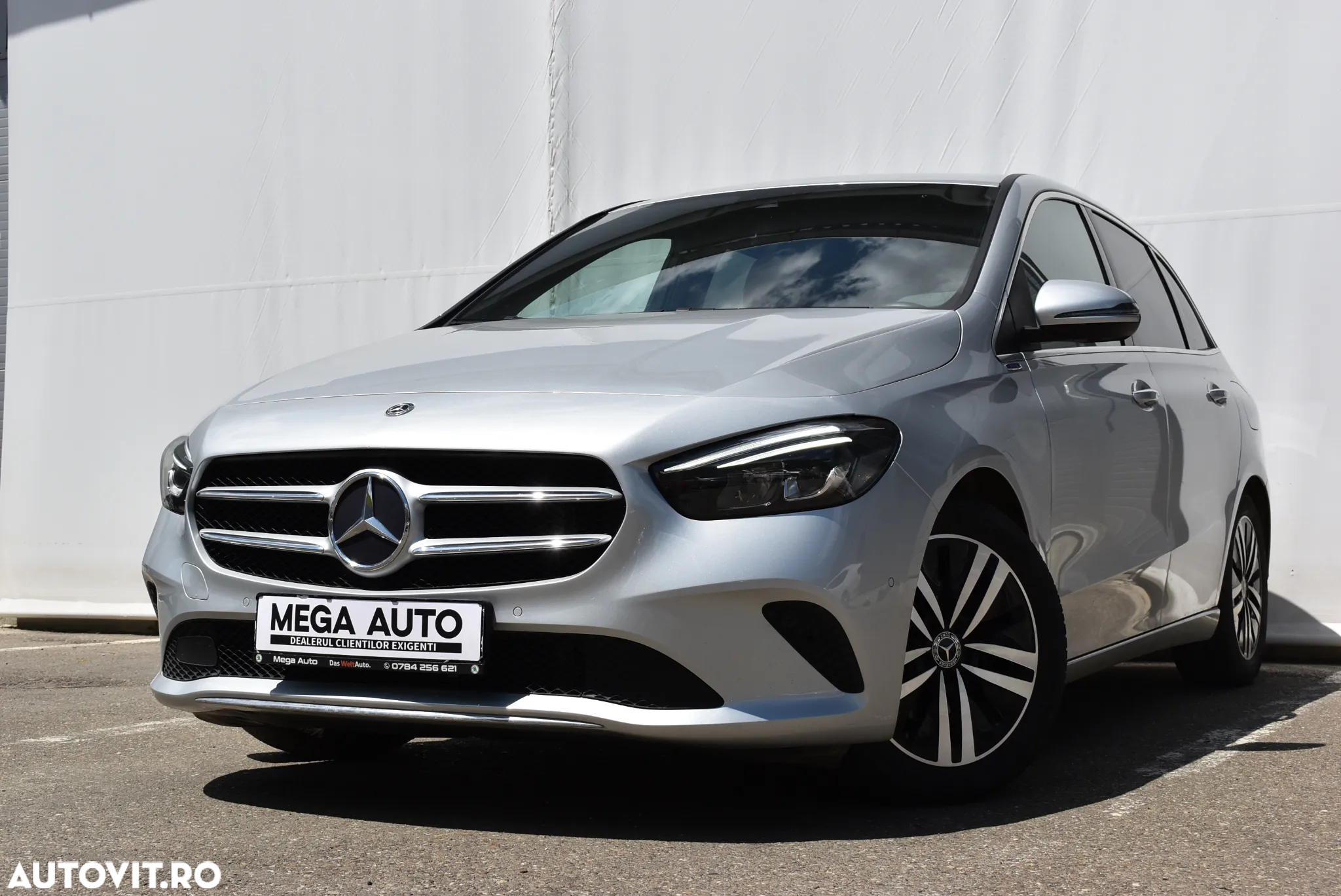 Mercedes-Benz B 180 d - 2