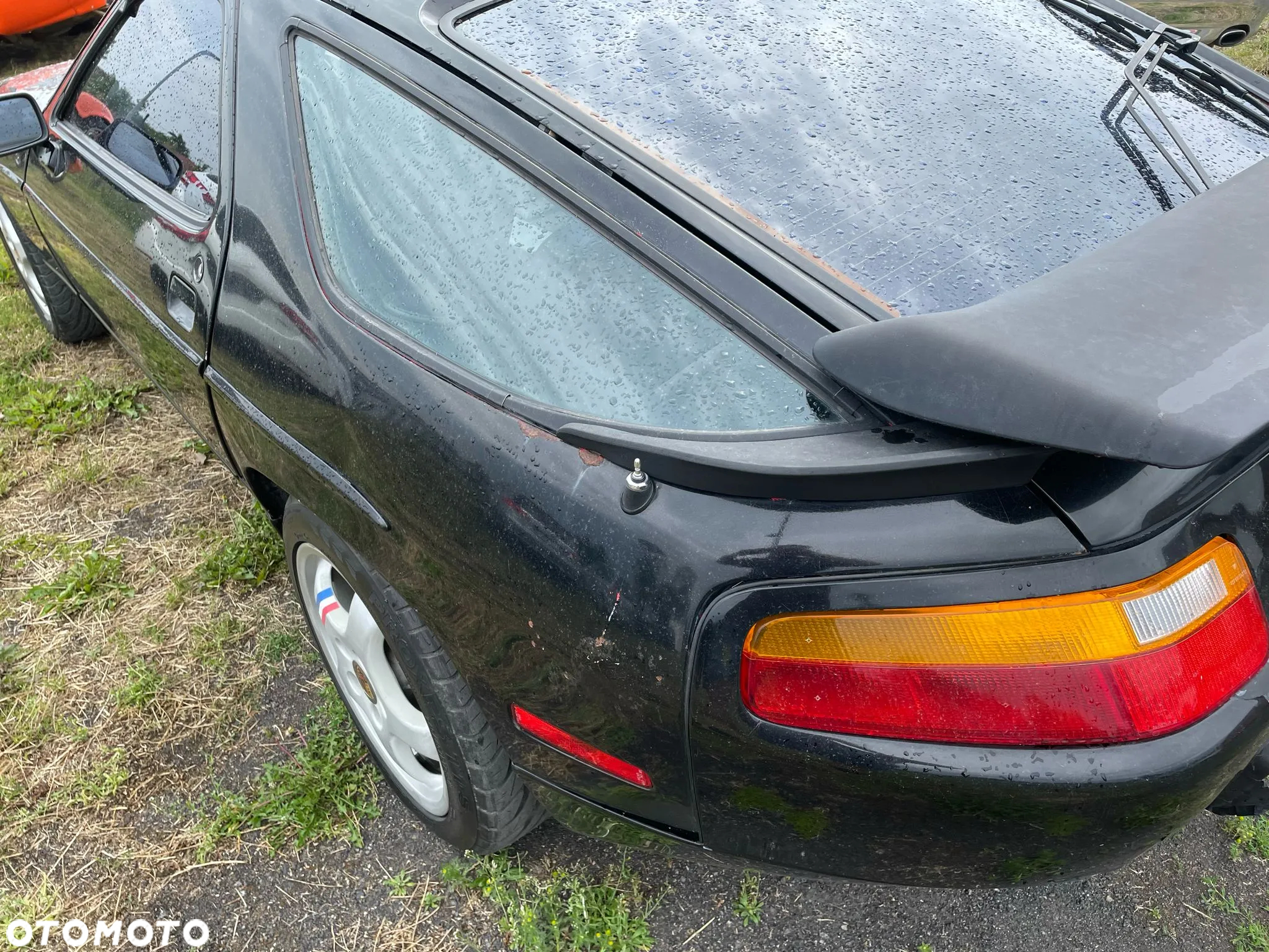 Porsche 928 - 4