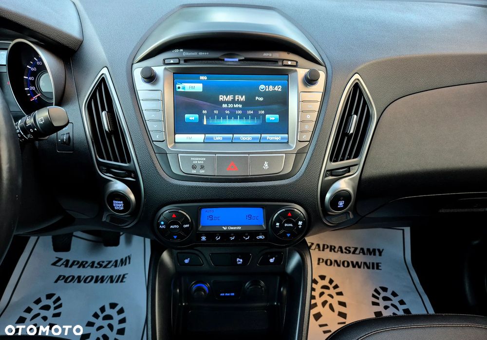 Hyundai ix35 1.7 CRDi 2WD Fifa World Cup Edition - 18
