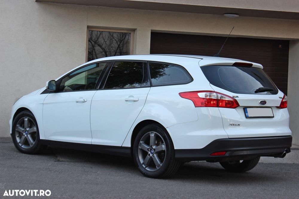 Ford Focus 2.0 TDCi DPF Aut. Titanium - 3