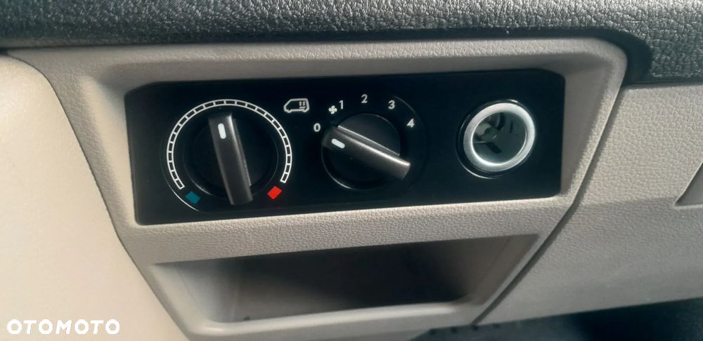 Volkswagen Transporter Kurz EU5 Plus Trendline - 23