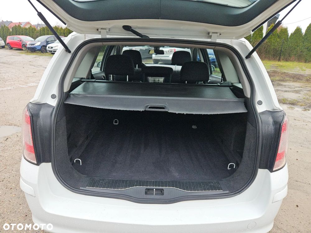 Opel Astra 1.6 NAVI - 8