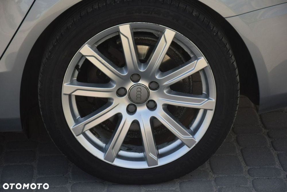 Audi A4 Avant 2.0 TFSI Flexible Fuel Quattro - 19