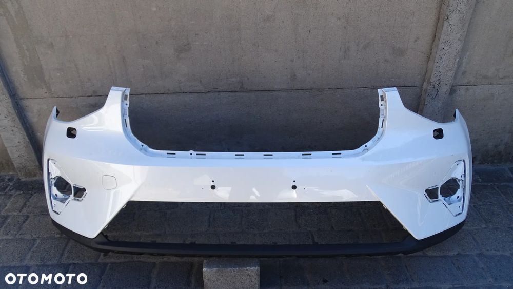 VOLVO XC40 LIFT - zderzak przedni - 1