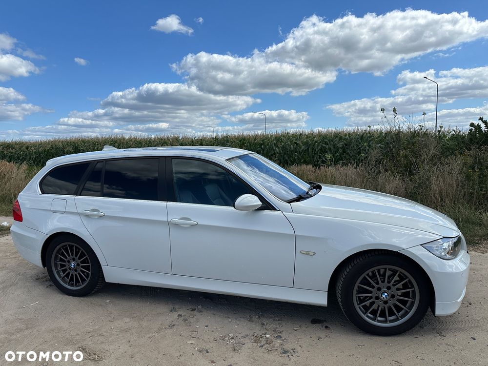 BMW Seria 3 325xi - 3