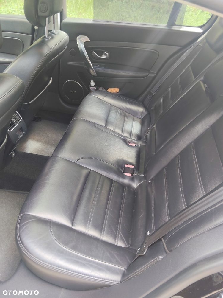 Renault Latitude - 8
