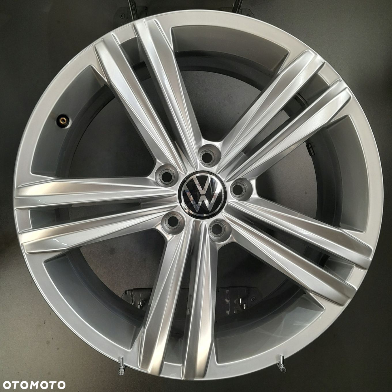 Felgi 18 5x112 VW Tiguan II, Passat B8 F8897-1C - 5