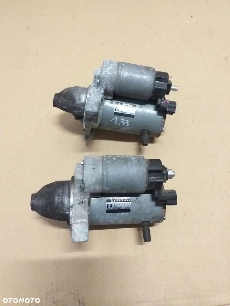 Toyota Yaris III 1,33 rozrusznik 28100-0Y090 - 1