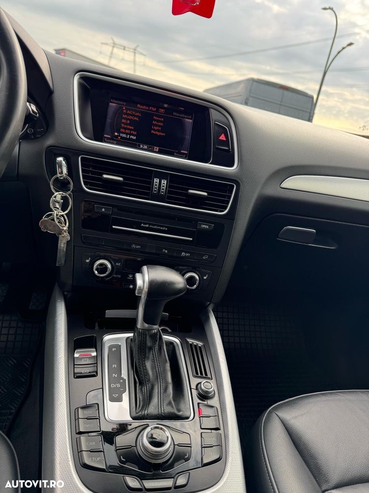 Audi Q5 3.0 TDI Quattro clean Stronic - 23