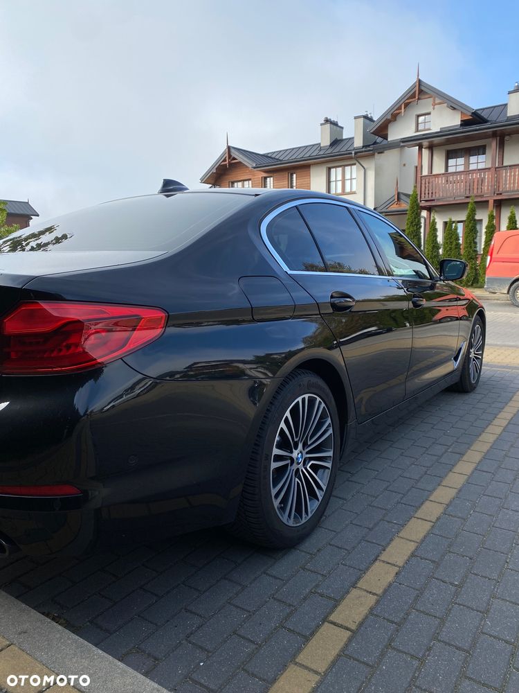 BMW Seria 5 530i GPF Luxury Line sport - 5