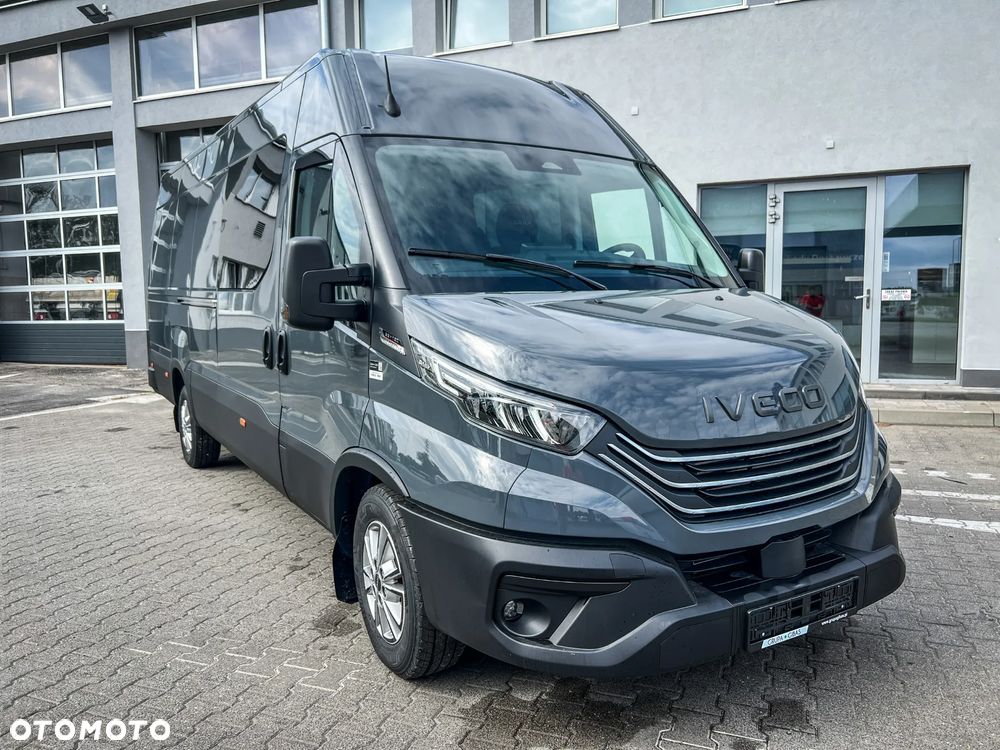 Iveco Daily 35S18HA8 V - Brygadówka CARPOL 7 miejsc - GSC GORZÓW - 7