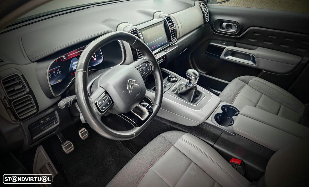 Citroën C5 Aircross 1.5 BlueHDi Shine J19 - 19